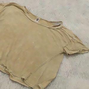 We the free women’s distressed t shirt size medium